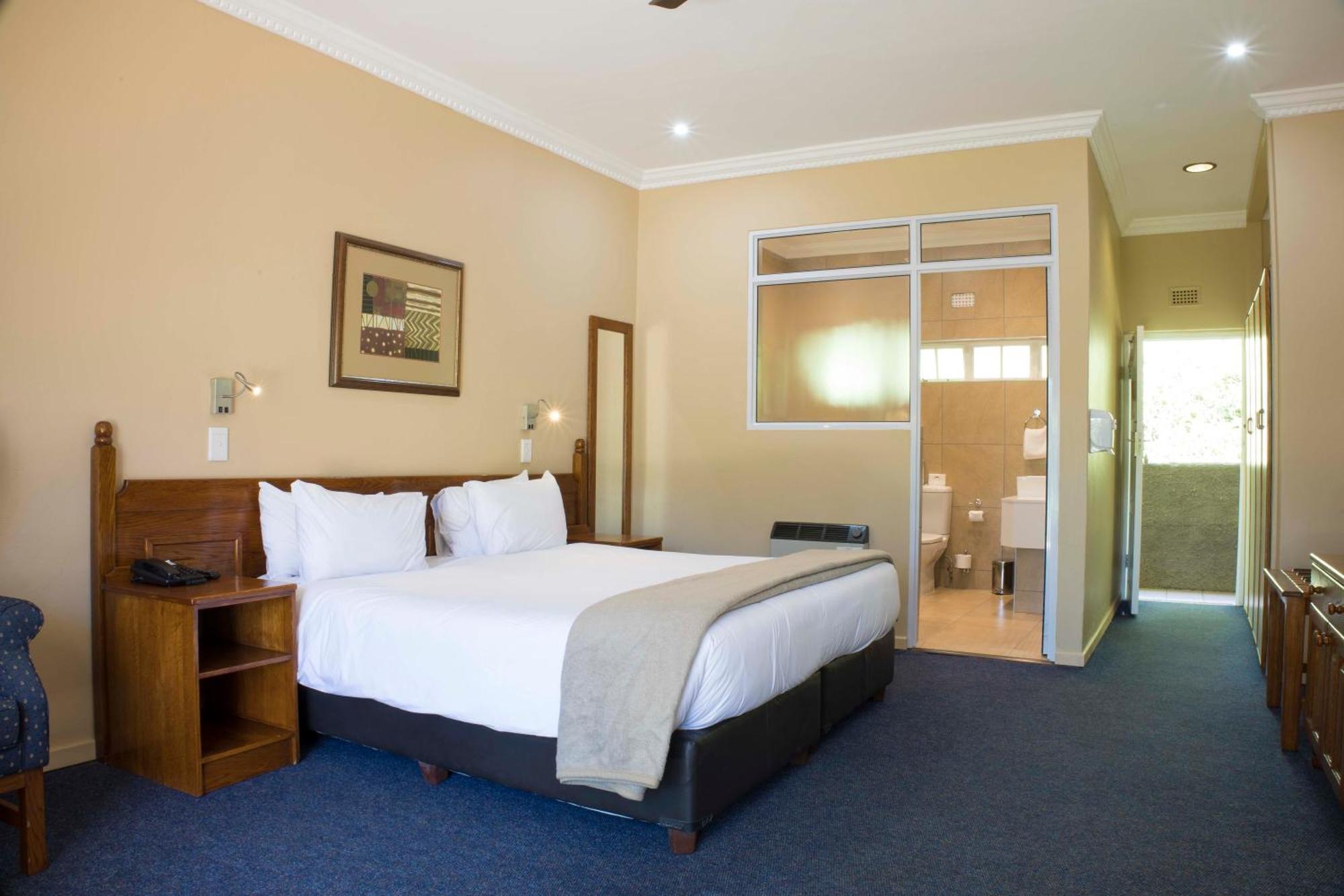 Cathedral Peak Hotel Winterton Exterior foto
